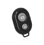 Amazon Basics Bluetooth Remote Shutter for iOS and Android with Bluetooth Technology, Useful for Selfies, Group Shots, self Portraits and Long-Exposure Shots_1